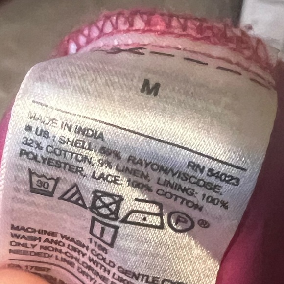 Old navy summer linen blend lined crochet shoulder dress size M - Picture 6 of 6